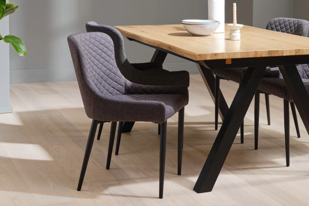 Bis zu -60% auf viele Esszimmerstühle