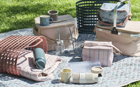 Picknick-Checkliste: Diese Dinge dürfen bei einem Picknick auf keinen Fall fehlen