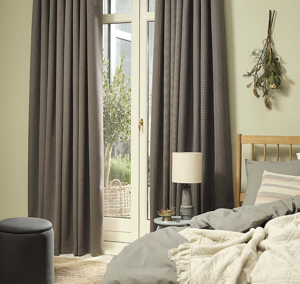 Verdunkelungsvorhang KVINGLA Verdunkelungsvorhang im Schlafzimmer