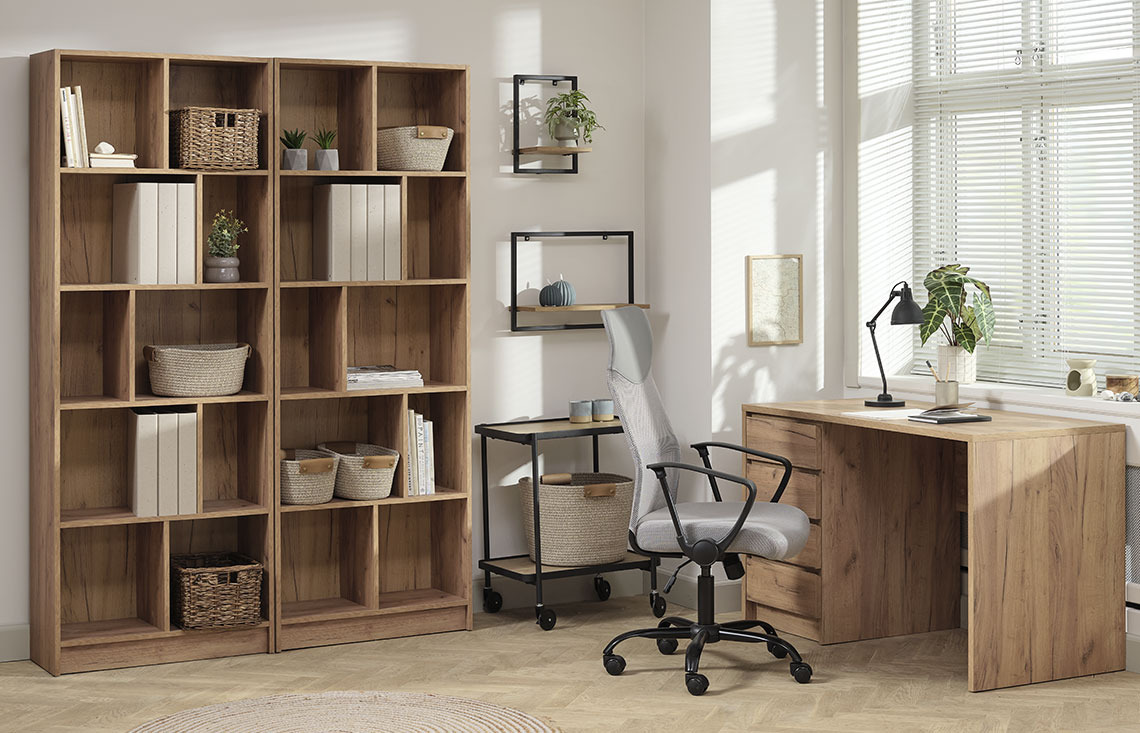 Bürostuhl BILLUM, Regal MOSBJERG und Schreibtisch LIMFJORDEN Bürostuhl aus Stoff, Regale und Schreibtisch