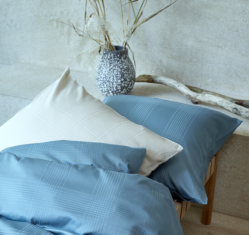 CILJE-Bettwäsche in Blau Kopfkissen und Bettdecke mit Luxus-Bettwäsche in Petrol und Sand