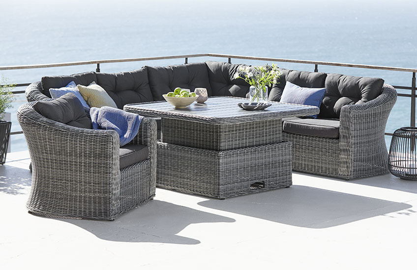 Graues Garten-Lounge-Set mit Ecksofa, Sessel und höhenverstellbarem Tisch